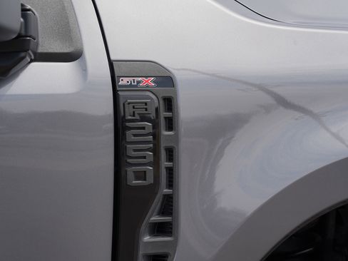Used 2024 Ford F250 XL w/ STX Appearance Package AWD/4WD image 33