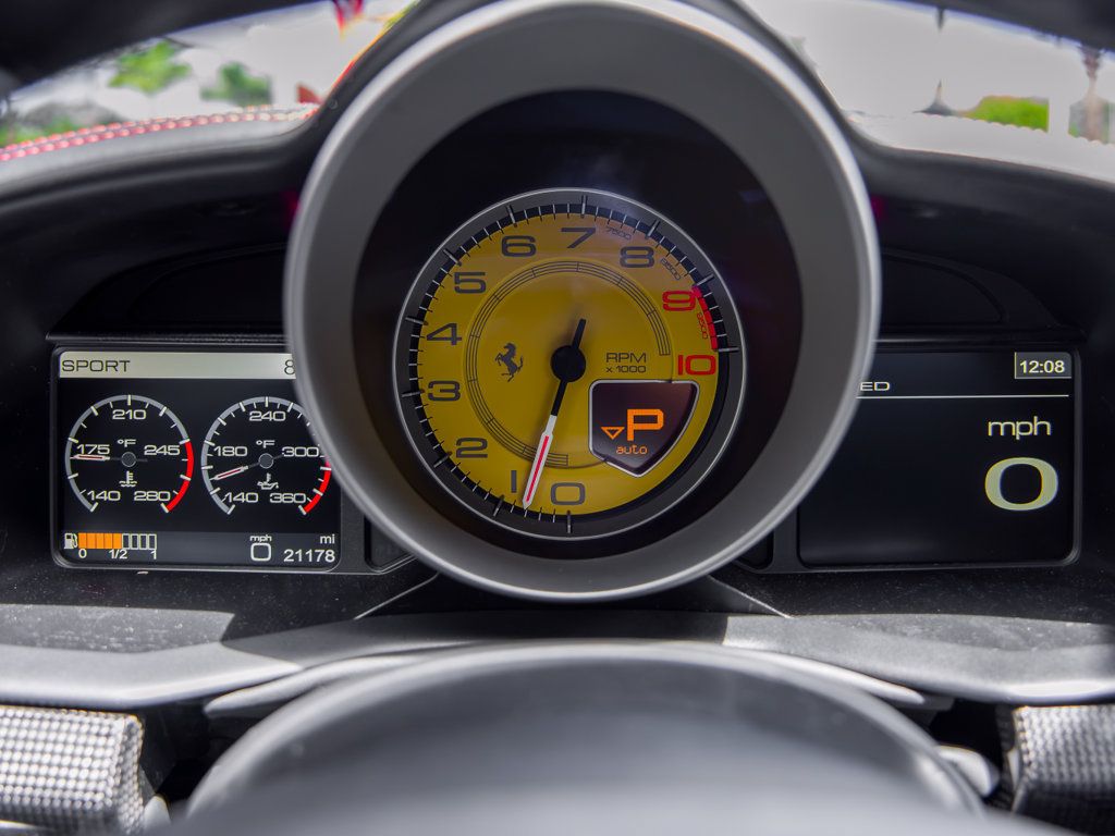 Certified 2011 Ferrari 458 Italia Coupe RWD image 13