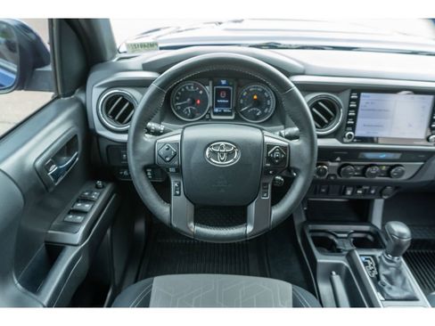 Used 2023 Toyota Tacoma TRD Sport AWD/4WD image 19