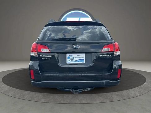 Used 2013 Subaru Outback 2.5i Premium w/ Popular Pkg 1A AWD/4WD image 8