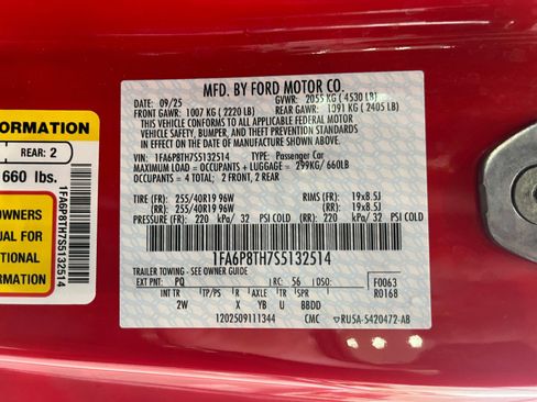 Used 2025 Ford Mustang Coupe image 30