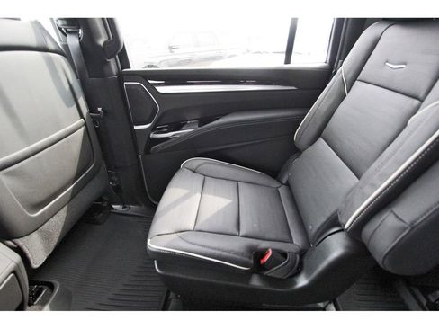 New 2026 Cadillac Escalade ESV Luxury image 12