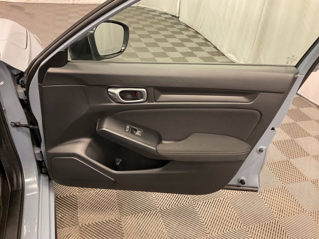 Used 2023 Honda Civic Sport image 27