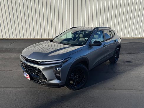 New 2026 Chevrolet Trax ACTIV image 1