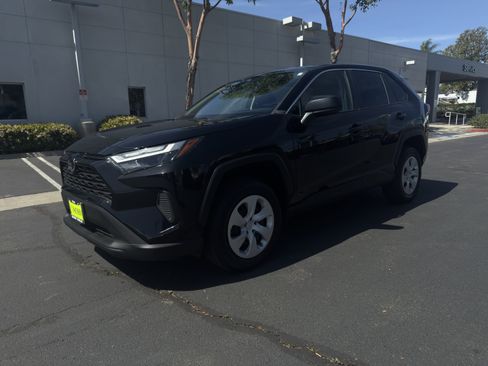 Used 2024 Toyota RAV4 LE image 1
