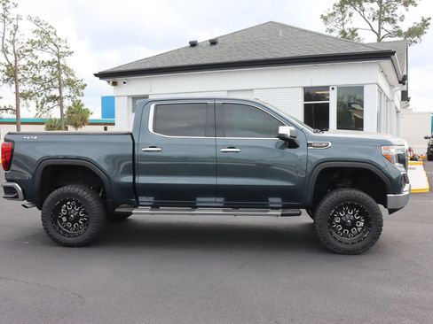 Used 2021 GMC Sierra 1500 SLT w/ SLT Premium Package image 8