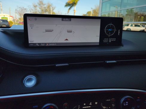 Used 2024 Genesis GV70 2.5T w/ Sport Prestige Package image 20