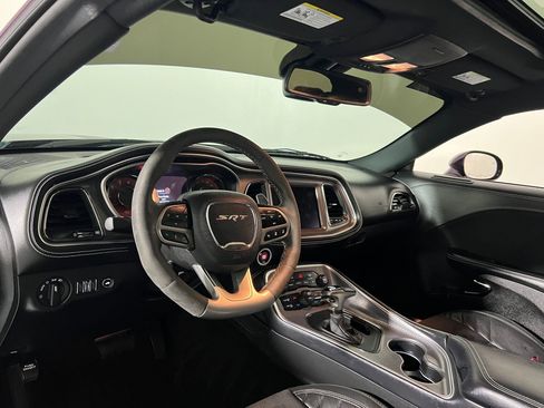 Used 2021 Dodge Challenger SRT Hellcat w/ Plus Package image 4