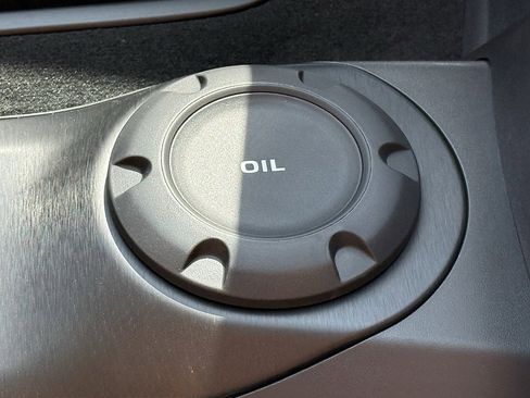 Certified 2024 Porsche 718 Cayman GT4 RS image 33