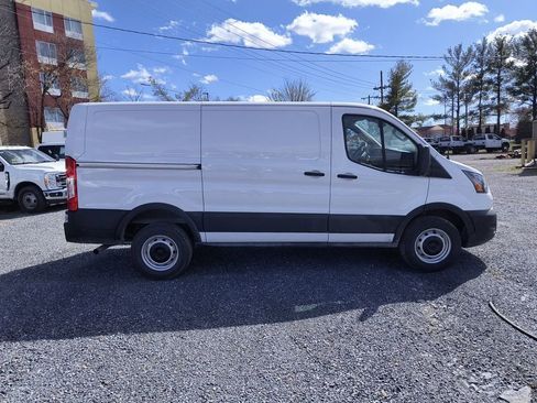New 2025 Ford Transit 250 Low Roof RWD image 13