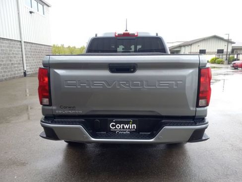 Used 2025 Chevrolet Colorado LT RWD image 8