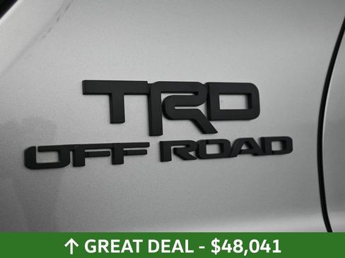Used 2025 Toyota 4Runner TRD Off-Road AWD/4WD image 17