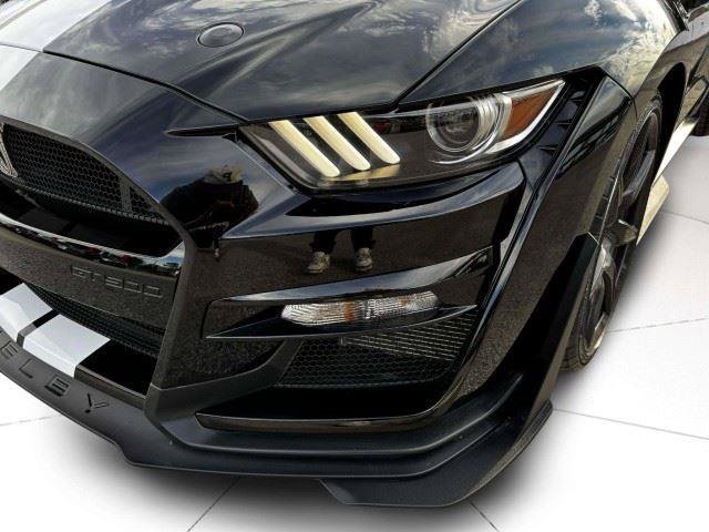 Used 2021 Ford Mustang Shelby GT500 w/ Carbon Fiber Track Pack RWD image 14