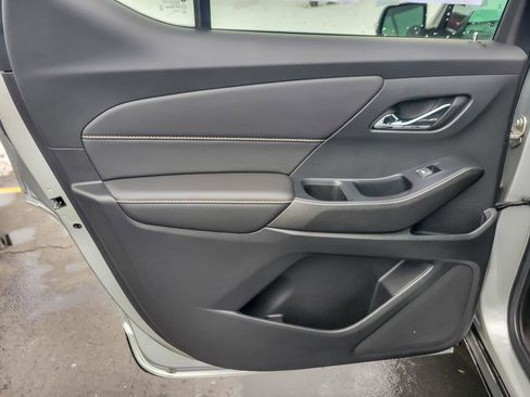 Certified 2022 Chevrolet Traverse Premier w/ Redline Edition image 19