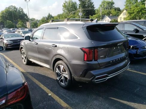 Used 2022 Kia Sorento SX w/ Panoramic Sunroof Package AWD/4WD image 11