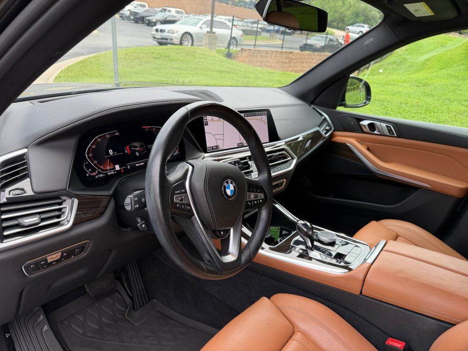 Used 2019 BMW X5 xDrive40i w/ Premium Package 2 AWD/4WD image 30