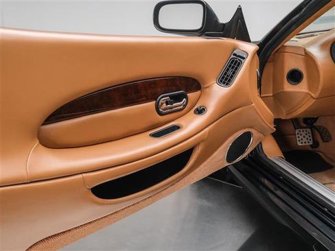 Used 2003 Aston Martin DB7 Vantage image 24