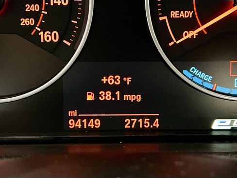 Used 2017 BMW 330e 330e iPerformance image 8