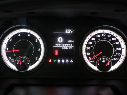 Used 2017 RAM 1500 Express image 17