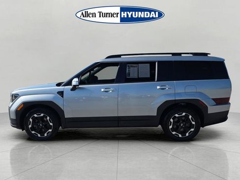 Used 2024 Hyundai Santa Fe SEL FWD image 5