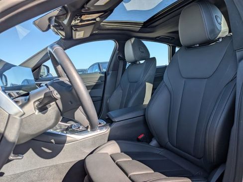 Used 2023 BMW i4 eDrive40 w/ Premium Package image 17