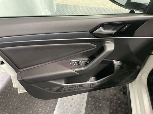 Certified 2021 Volkswagen Jetta GLI FWD image 12