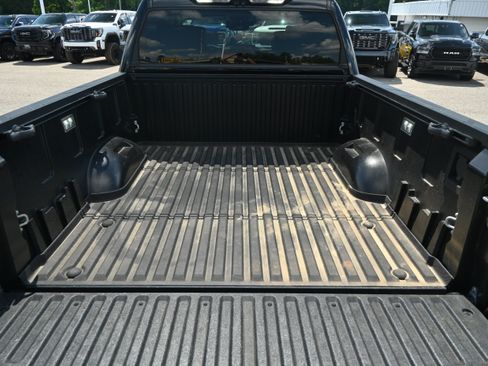 Used 2022 Toyota Tundra TRD Pro AWD/4WD image 32