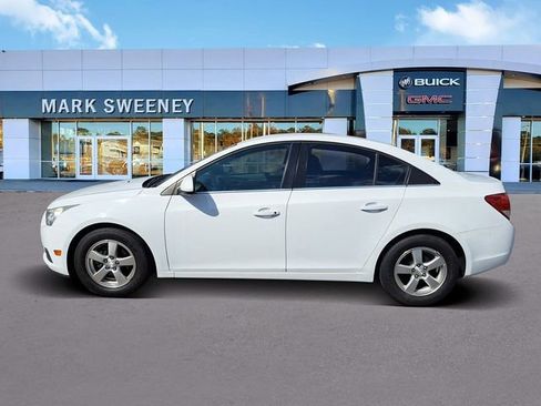 Used 2013 Chevrolet Cruze LT image 24