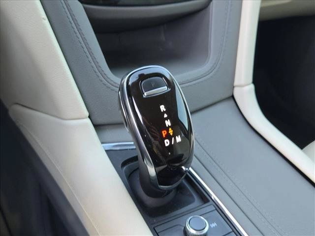 Used 2020 Cadillac XT6 Premium Luxury FWD image 10
