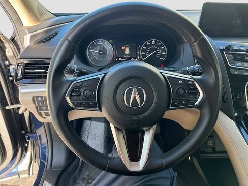 Used 2024 Acura RDX SH-AWD image 11