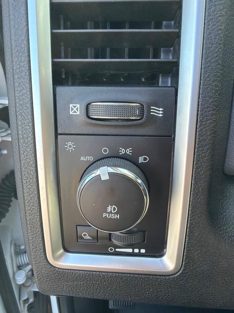 Used 2016 RAM 1500 Big Horn AWD/4WD image 12