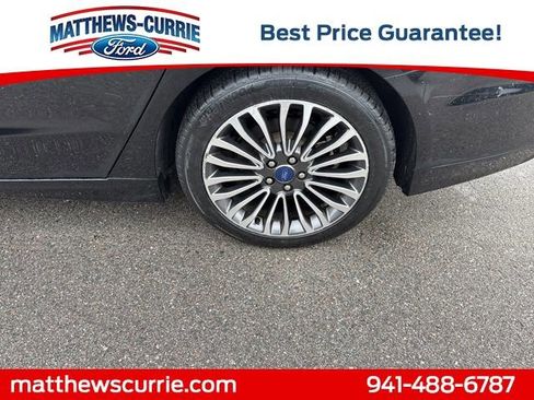 Used 2018 Ford Fusion Titanium image 14