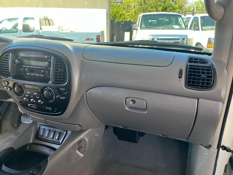Used 2006 Toyota Sequoia SR5 RWD image 10