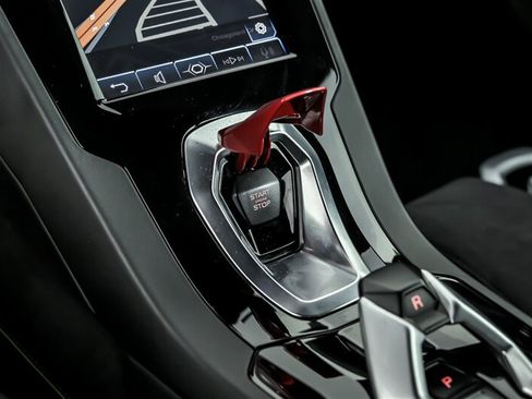 Used 2022 Lamborghini Huracan EVO RWD image 32