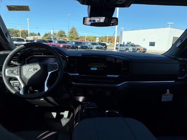 New 2026 Chevrolet Silverado 1500 RST AWD/4WD image 13