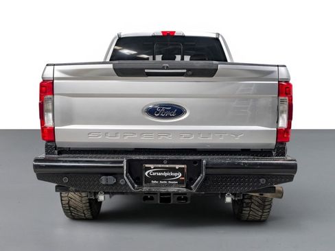 Used 2018 Ford F350 Lariat w/ Lariat Ultimate Package AWD/4WD image 7