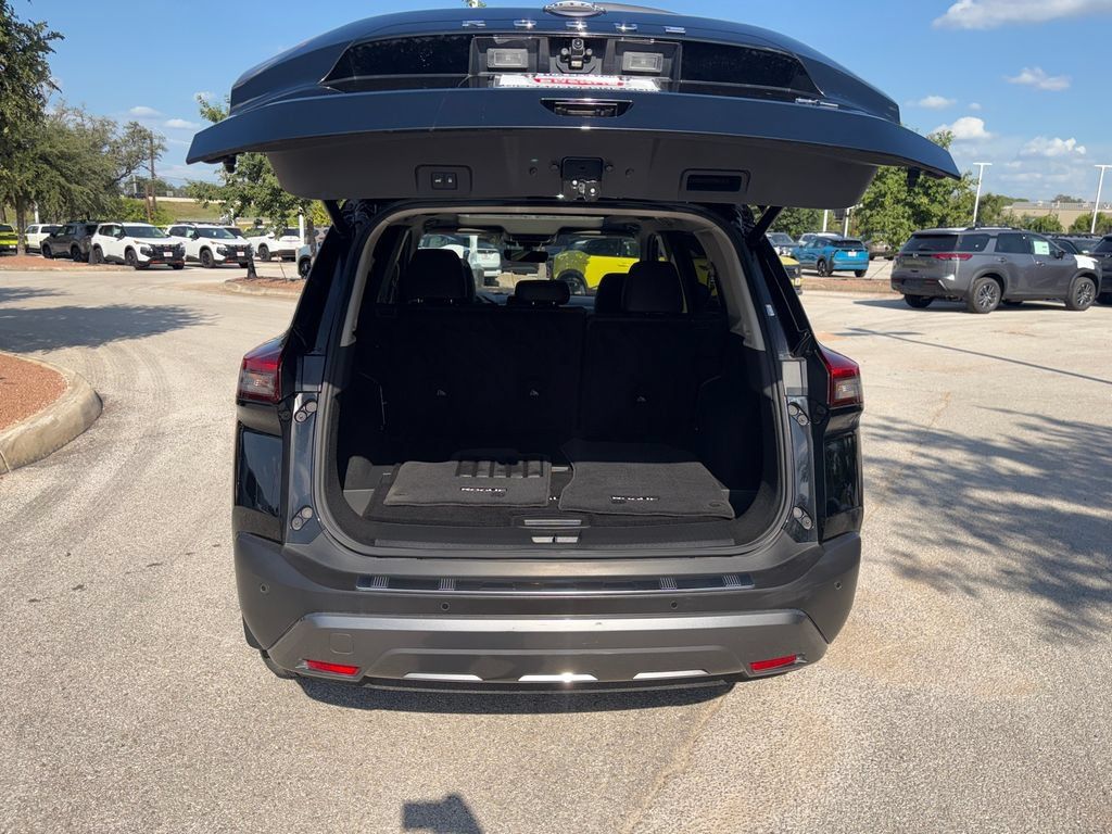 Certified 2023 Nissan Rogue SL FWD image 29