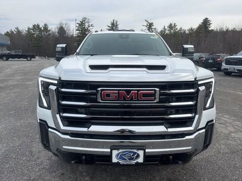 New 2026 GMC Sierra 2500 SLT w/ SLT Convenience Package AWD/4WD image 2