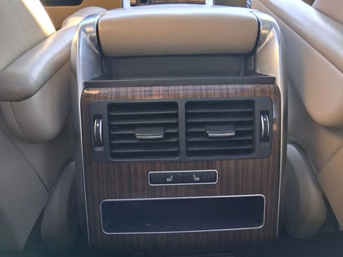 Used 2015 Land Rover Range Rover Sport HSE image 22