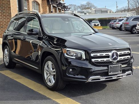 Certified 2022 Mercedes-Benz GLB 250 4MATIC image 7