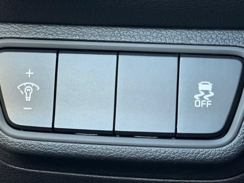 Used 2024 Kia Forte LXS FWD image 23