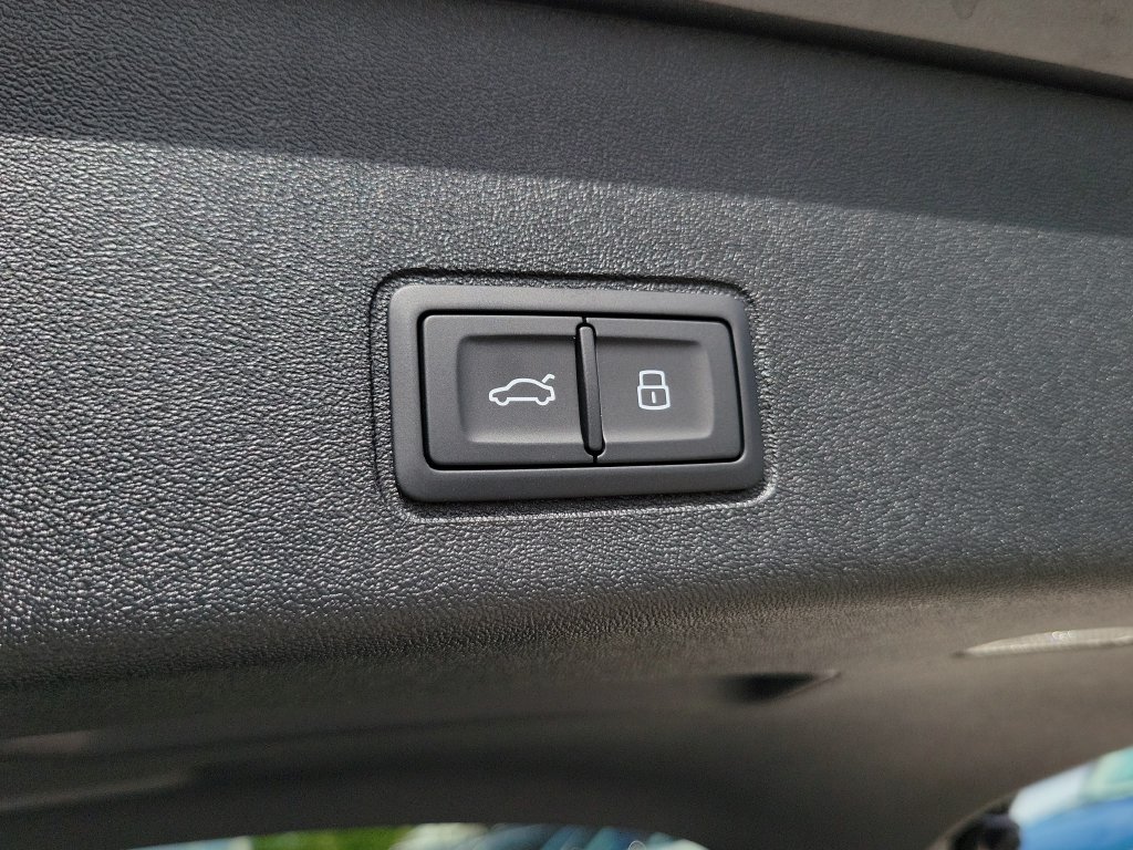 New 2026 Audi Q3 quattro 2.0T AWD/4WD image 31