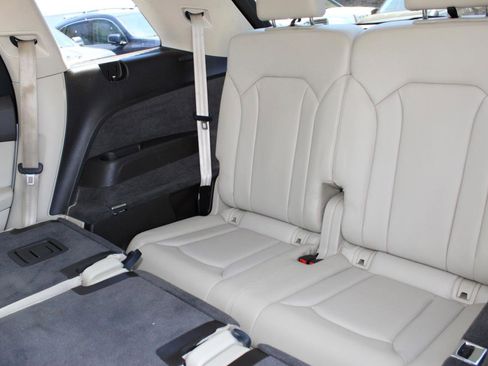 Used 2017 Audi Q7 3.0T Premium Plus AWD/4WD image 18