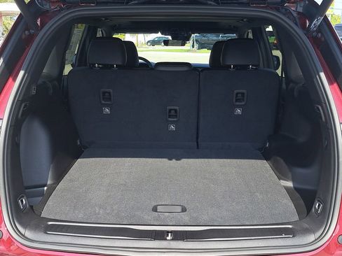 New 2025 Jeep Grand Cherokee Altitude w/ Trailer Tow Package image 12