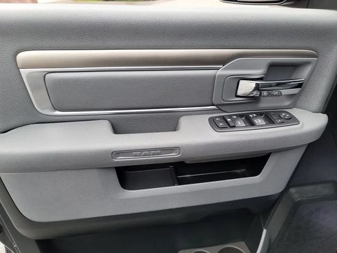 Used 2017 RAM 1500 Big Horn AWD/4WD image 11