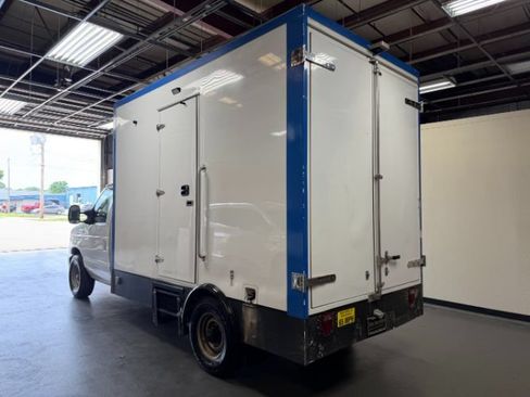 Used 2023 Ford E-350 and Econoline 350 Super Duty w/ Power Windows & Locks Group RWD image 2