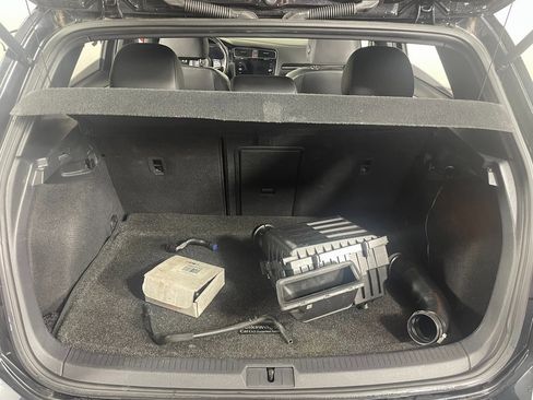 Used 2019 Volkswagen Golf R DCC & Navigation 4Motion image 7