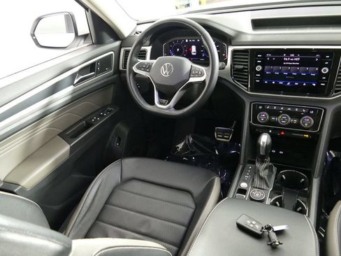 Used 2022 Volkswagen Atlas SEL Premium AWD/4WD image 24