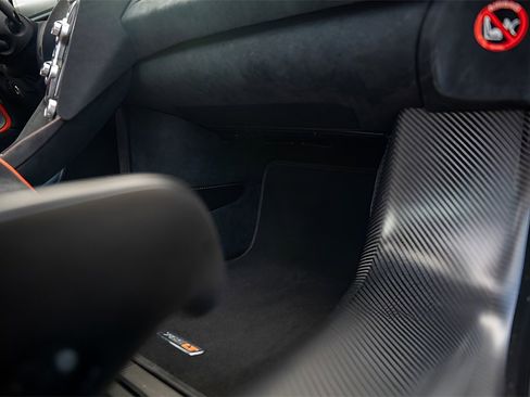 Used 2021 McLaren 765LT image 54