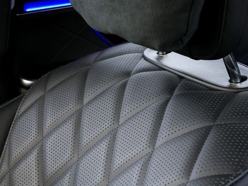 Used 2023 Mercedes-Benz S 580 4MATIC Sedan image 37